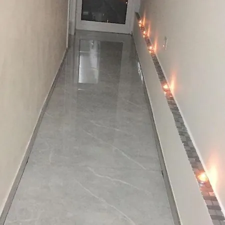 Le Rocce Nere מלון דירות