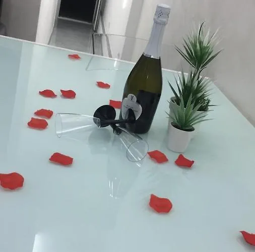 Le Rocce Nere מלון דירות