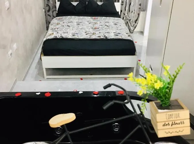 Le Rocce Nere Aparthotel